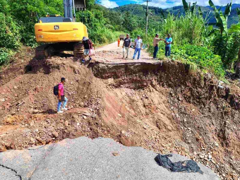 Cierre total de la Carretera Marginal genera caos en la Selva Central