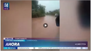 Perené: Quebrada bloquea vía por lluvias